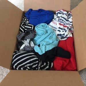 Lot of pregnancy clothes